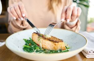 ماهی سالمون؛ 14 دلیل برای مصرف آن