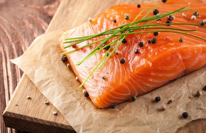 ماهی سالمون سرشار از ویتامین B
