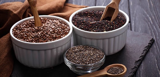 کاهش فشار خون بالا؛ 17 خوراکی مفید دانه چیا و کتان (Chia and flax seeds)