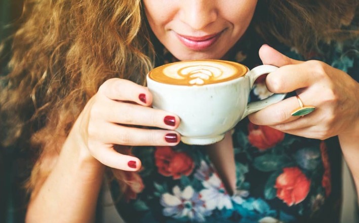 تفاوت بین اسپرسو، آمریکانو و دیگر انواع نوشیدنی‌های قهوه چیست؟