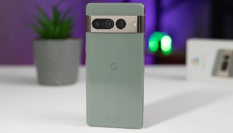 گوشی Google Pixel 7a؛ بررسی مزایا و معایب