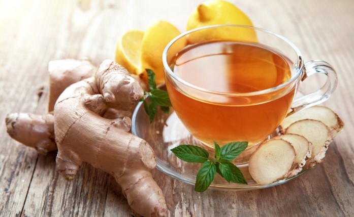 بهترین چای‌های گیاهی برای درمان سریع گلودرد؛ 7 دمنوش عالی - چای زنجبیلی (Ginger Tea)