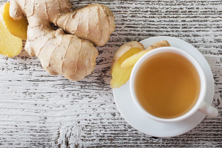 بهترین چای‌های گیاهی برای درمان سریع گلودرد؛ 7 دمنوش عالی