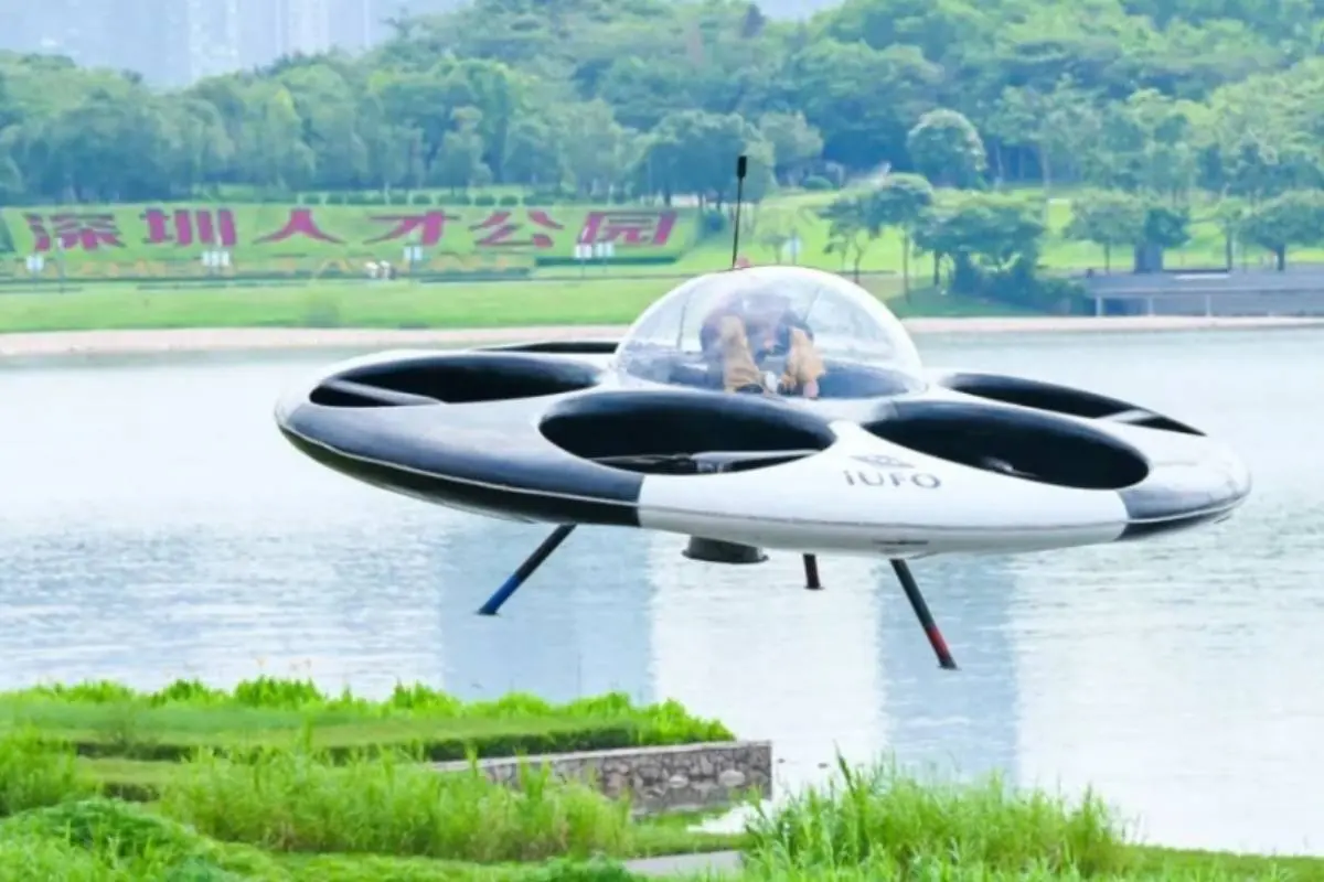 پرواز اولین بشقاب‌‌پرنده‌ جهان توسط چینی‌ها