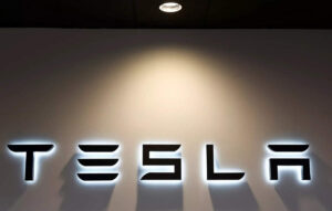 شکایت ایلان ماسک از دولت سوئد