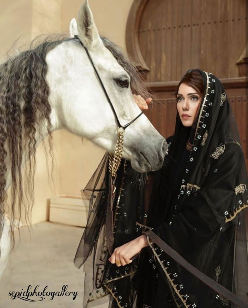 تصاویری از ده زن مشهور ایرانی که در عرصهٔ مدلینگ به فعالیت پرداختند