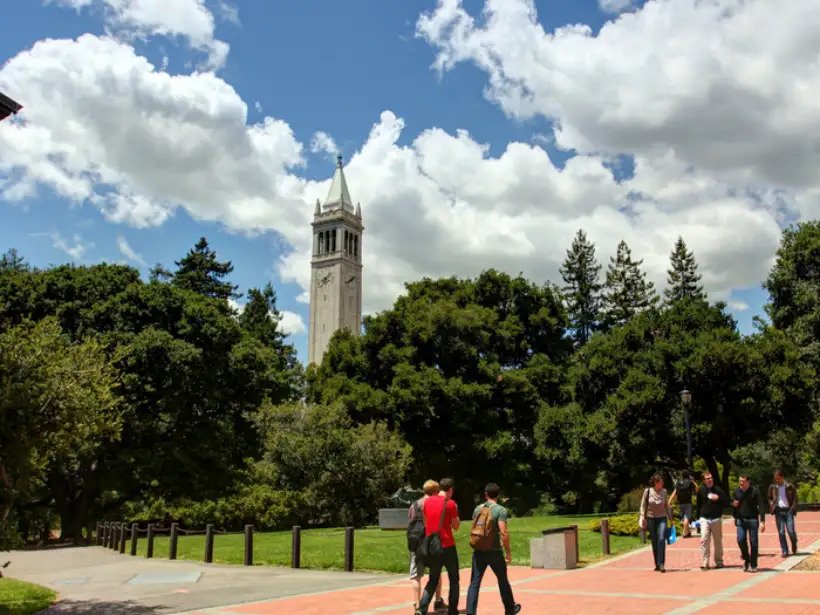 دانشگاه‌های برتر آمریکا: رتبه‌بندی ۲۰۲۴ با اینفوگرافیک
