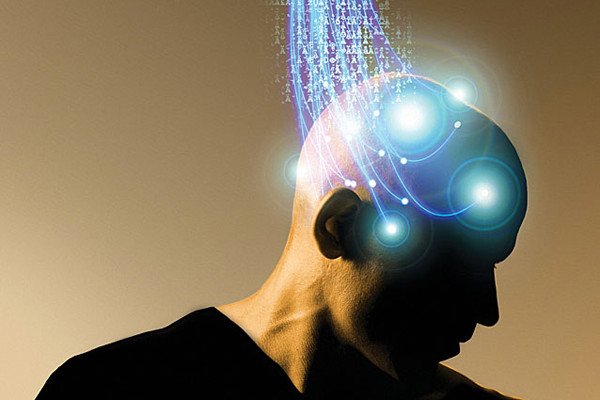 مغز انسان و هوش مصنوعی تا 2030 با هم ارتباط برقرار می‌کنند.