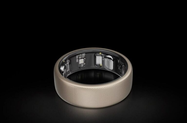Emisfit از اولین دستگاه هوشمند خود با نام Helio Ring رونمایی کرد