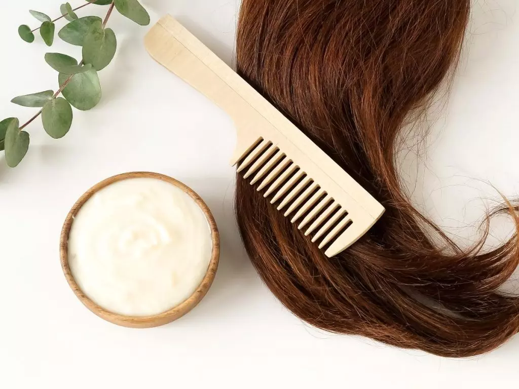 آبرسانی مو ساده ترین روش داشتن موهای سالم و درخشان