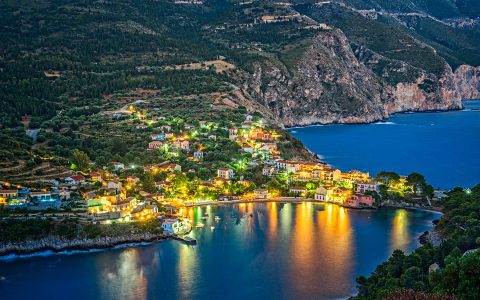 ۱۲ جزیره یونان که باید در لیست سفر هر گردشگری باشند