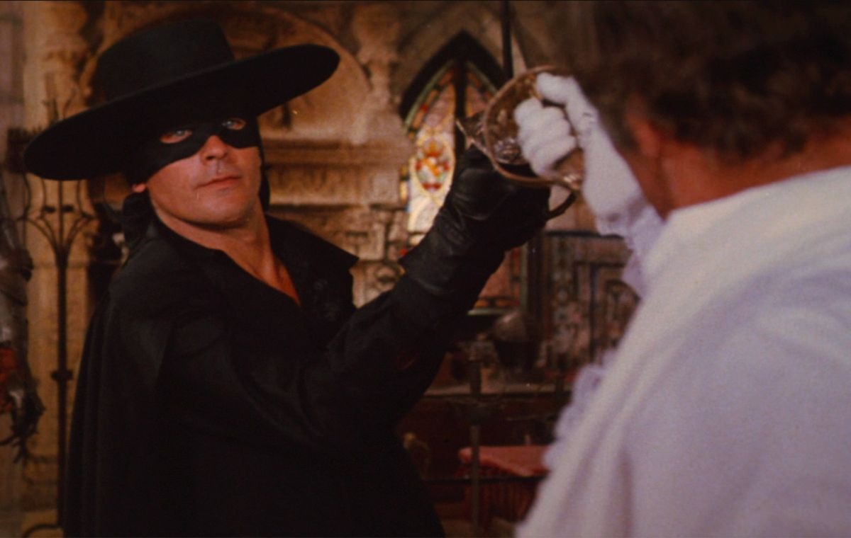 Zorro: جدال خیر و شر در 12 فیلم و سریال