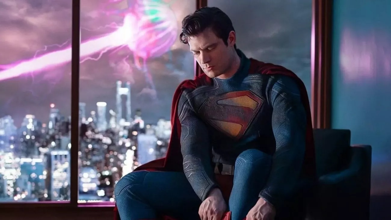 سوپرمن با لوگوی جدید به سینما می‌آید!