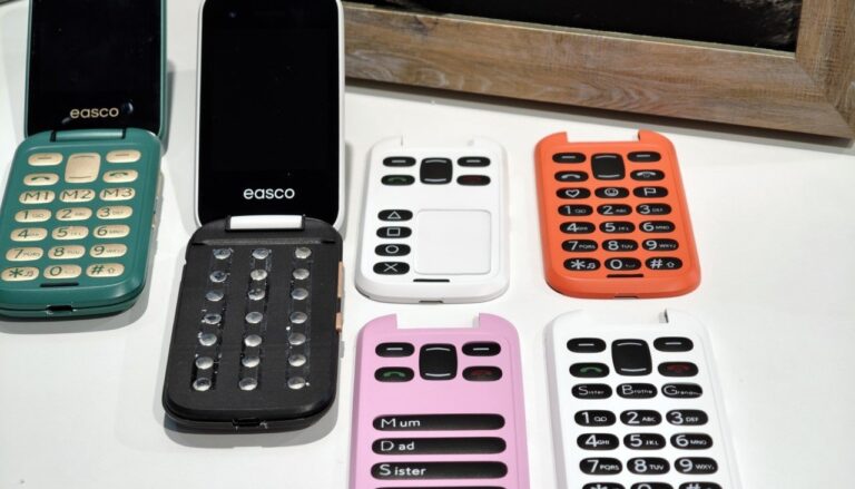 MWC 2025 اولین گوشی با کیبوردهای قابل تعویض برای دسترسی