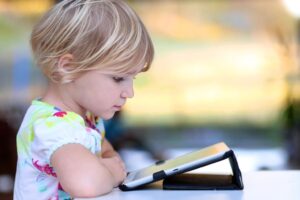 تأثیر منفی شبکه‌های اجتماعی بر افزایش خطر افسردگی