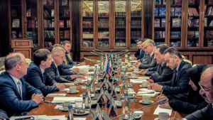 رشد ۳۵ درصدی تجارت ایران و روسیه؛ افق‌های تازه همکاری‌های منطقه‌ای