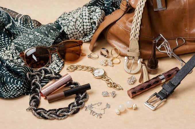 برای مهمانی چی بپوشیم؟ راهنمای کامل انتخاب لباس شیک و مناسب