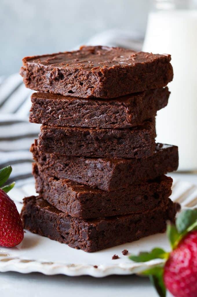 طرز تهیه 7 نوع کیک رژیمی خوشمزه با میزان کالری آنها؛ شیرینی سالم برای اهل تناسب اندام